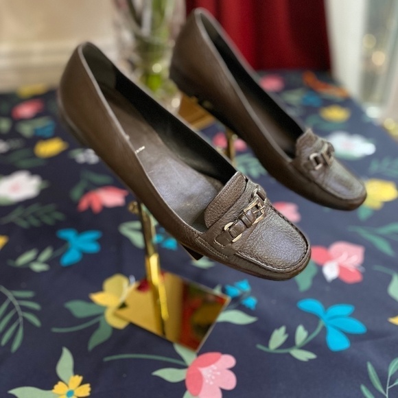 Designer Prada Vintage Shoes - Picture 1 of 5